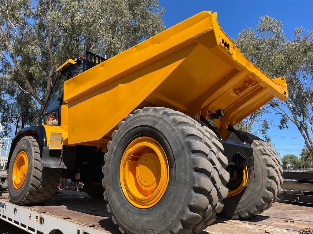 Heavy Haulage Plant Transport & Coating — photo 1